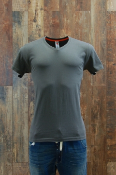 A171 V-Neck T-Paita