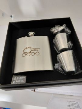 Taskumattisetti koulutushaaramerkillä