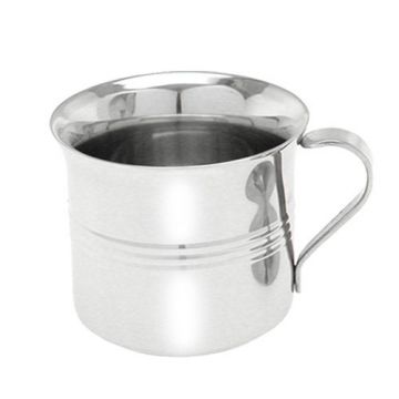 Teräsmuki pari lahjalaatikossa 